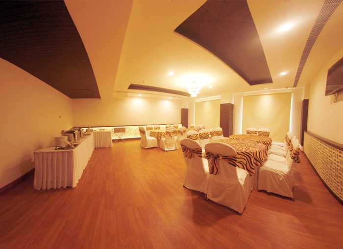 ALTIUS 2 - (UPTO 50 PAX)